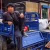 pingyao-market-trader-relaxing
