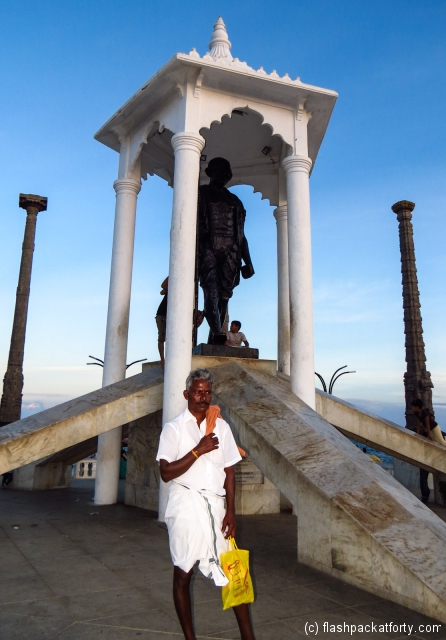 gahndi-statue-pondicherry