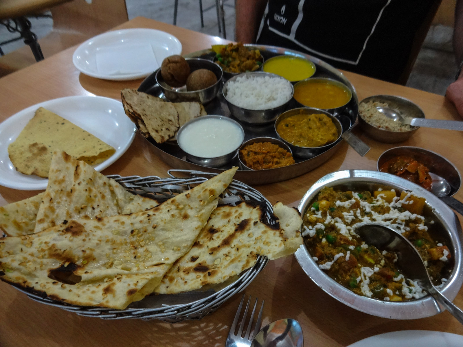 rajasthan-thali-dinner