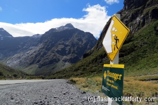 homer-tunnel-exit-sign