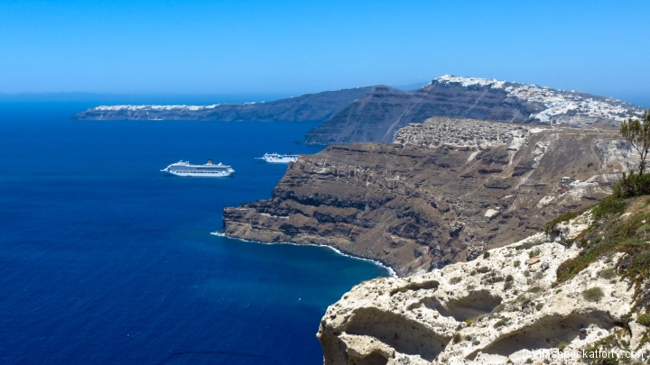 caldera-santorini-panorama