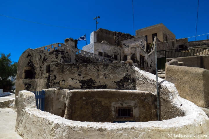 old-traditional-house-megalochori