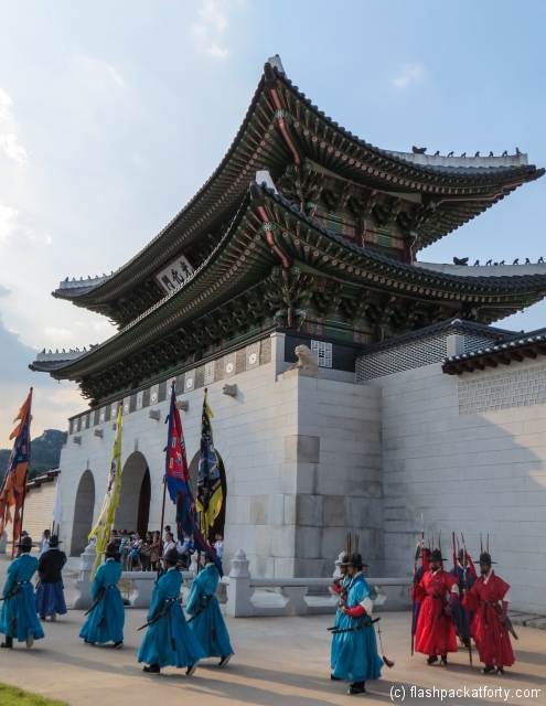 gyeongbokgung-guard-procession-seoul