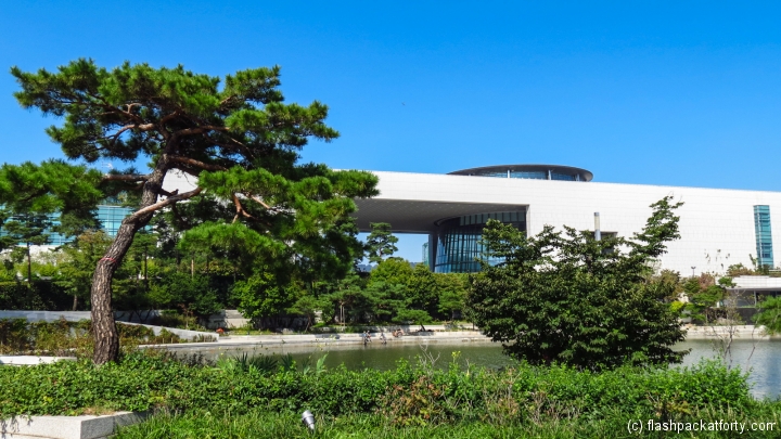 national-museum-seoul-korea-external