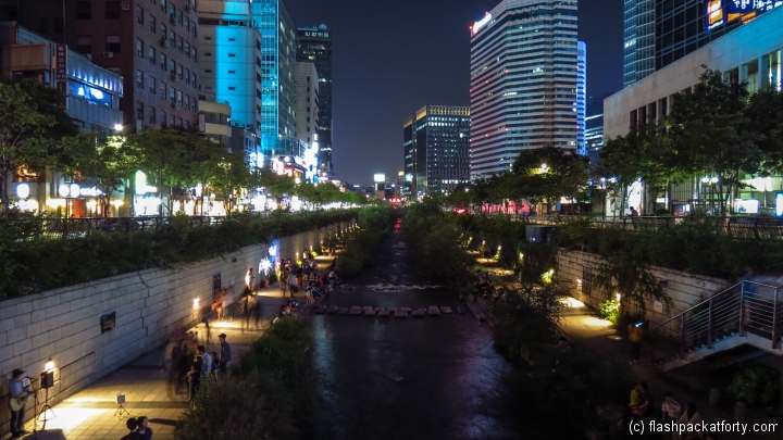 cheonggyecheon-stream-and-city-view