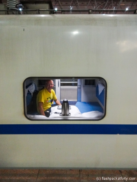 china-train-shanghai-to-beijing