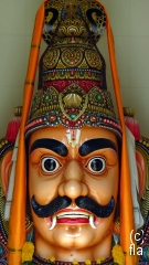 god-temple-chinatown-singapore
