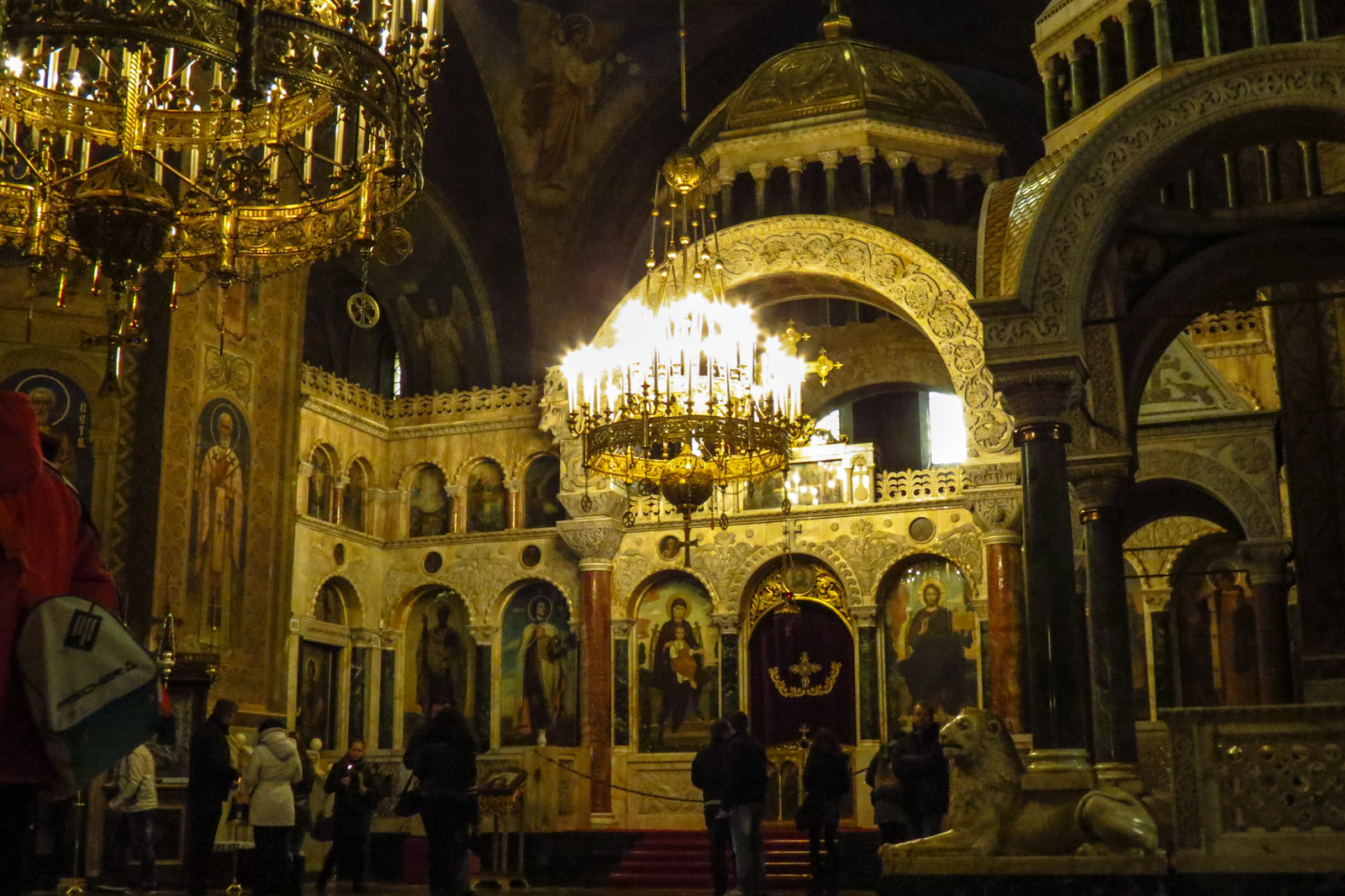 internal-alexander-nevski-cathedral