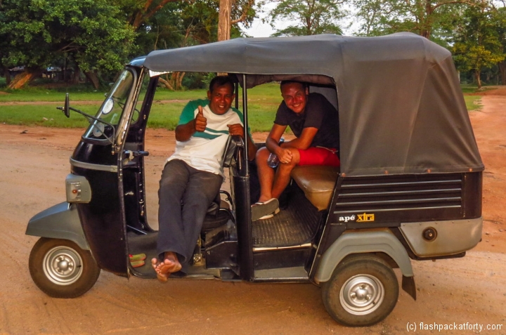 rickshaw-sri-lanka