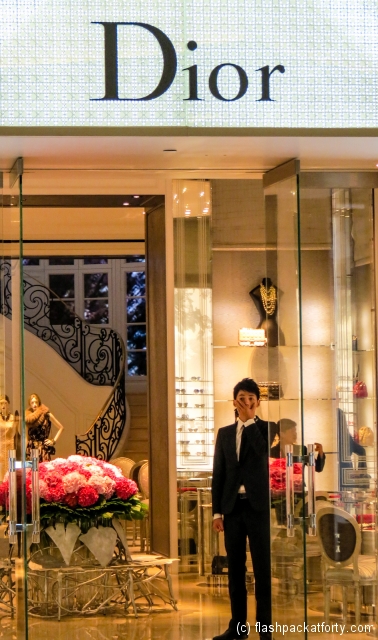 taipei-mall-dior-shop