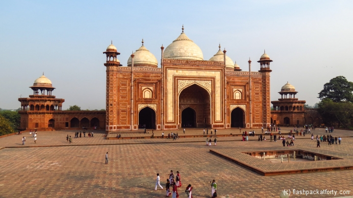taj-mahal-south-gate