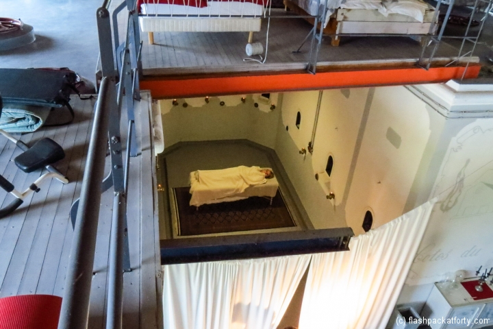 trilla-village-converted-cave-treatment-studio