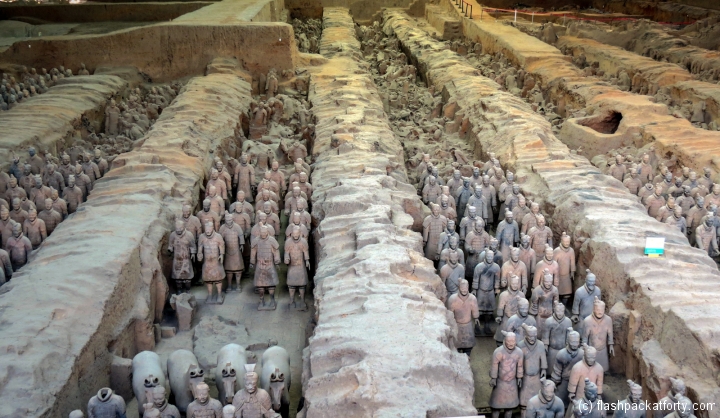 terracotta-warriors-long-view-xian